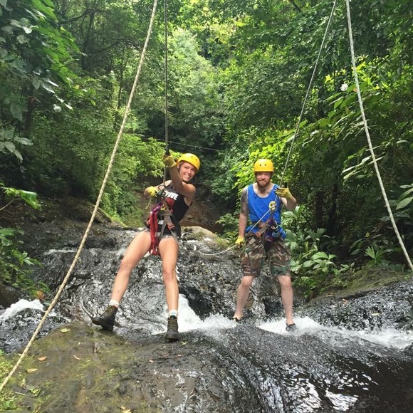 Meet your Posher, Caitlin - Picture 4 of 8